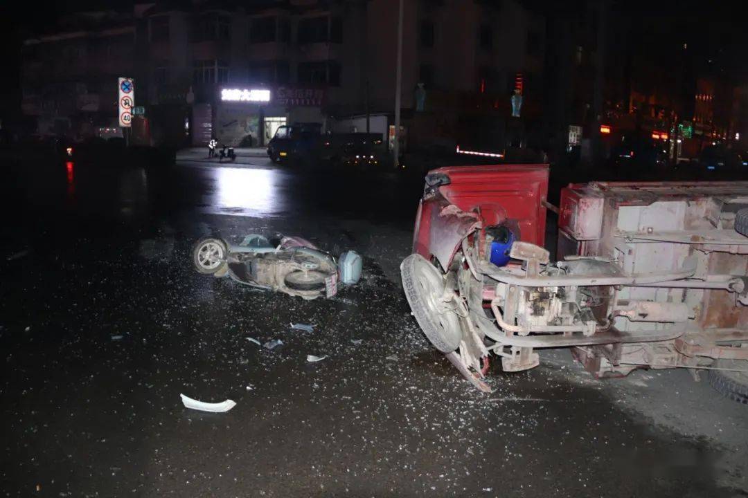 凤阳发生最新车祸事件