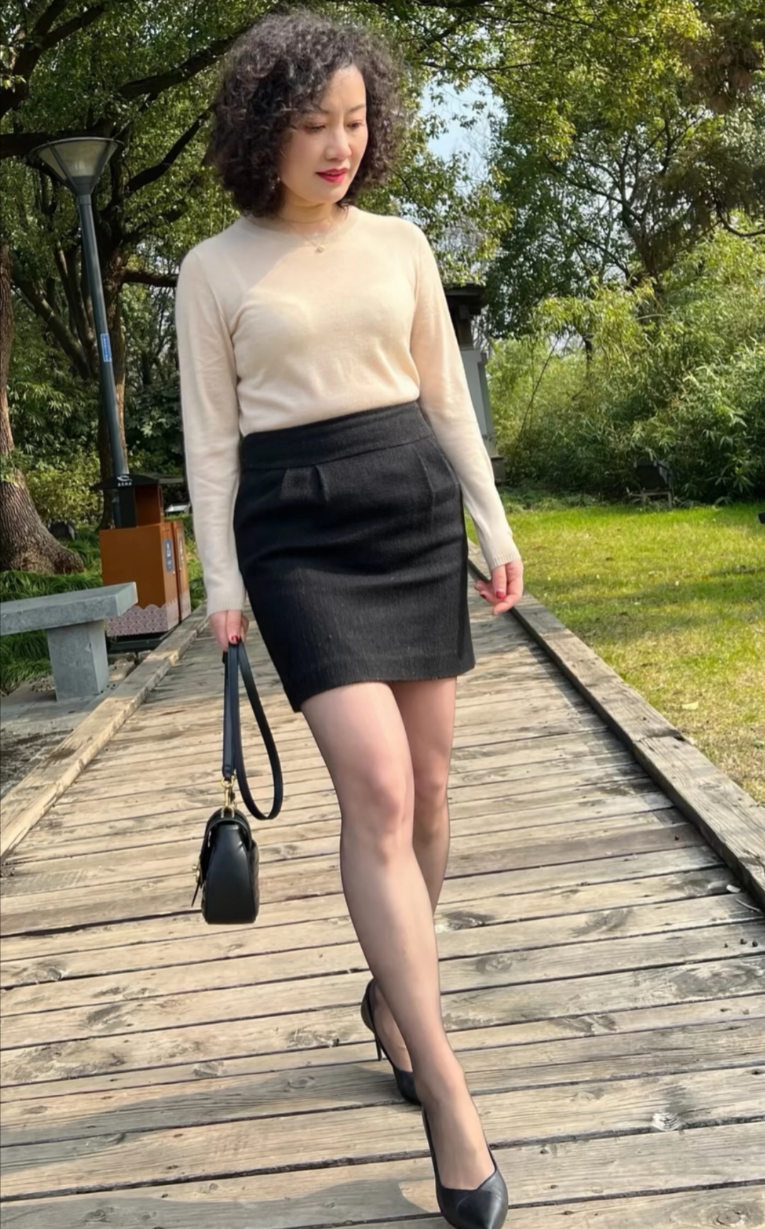 熟女最新真实照片,科技带来高清魅力,重塑视界新体验