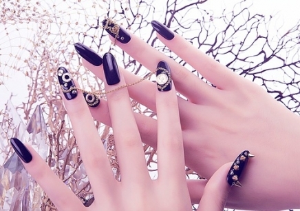 最新美甲课程,科技之美触手可及,打造时尚指尖艺术