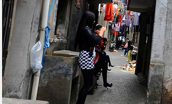 关于海盐站街女的最新现象,理性探讨与正确认识的重要性