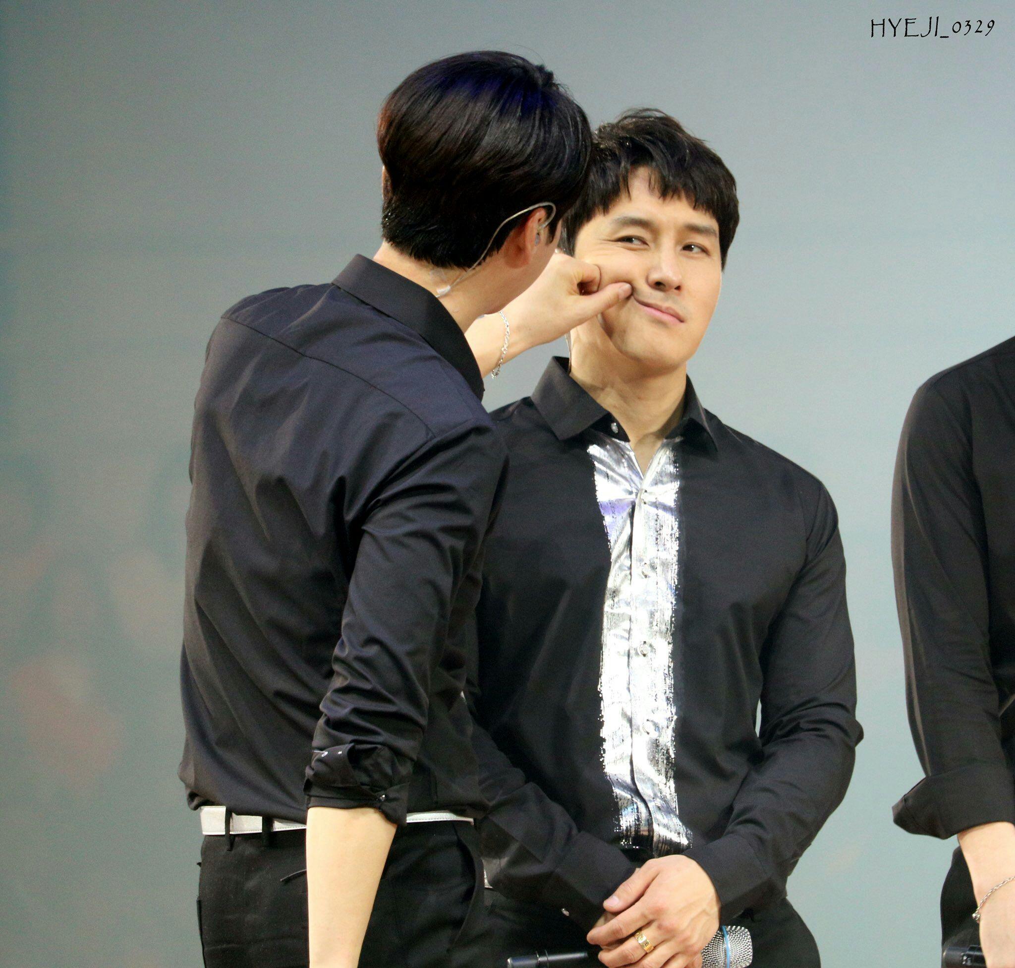 Shinhwa组合最新动态，探索自然美景，寻找内心平和与宁静的旅行