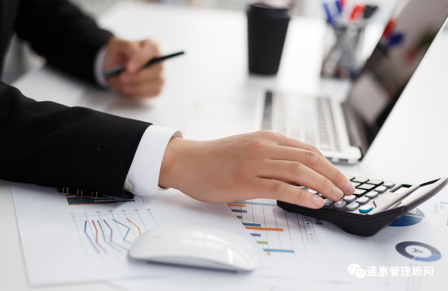 香港三期内必开一肖,深入登降数据利用_SVU41.587可穿戴设备版