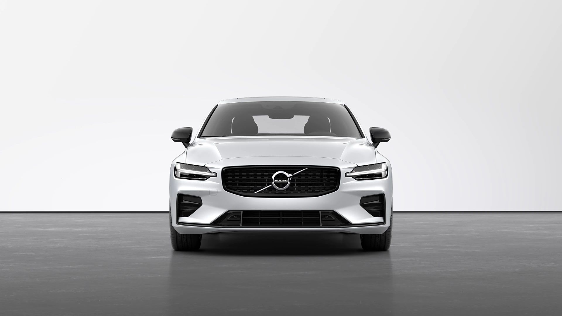 沃尔沃最新款轿车,小巷中的隐藏之宝亮相!