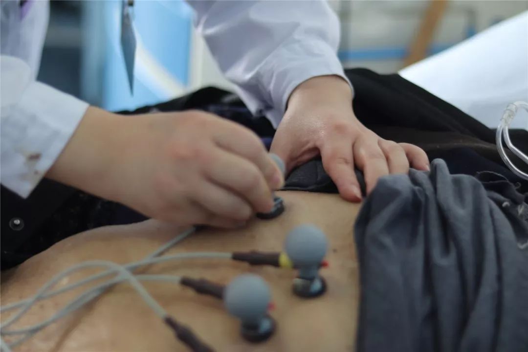 最新三查八对,最新三查八对，小巷深处的独特风味