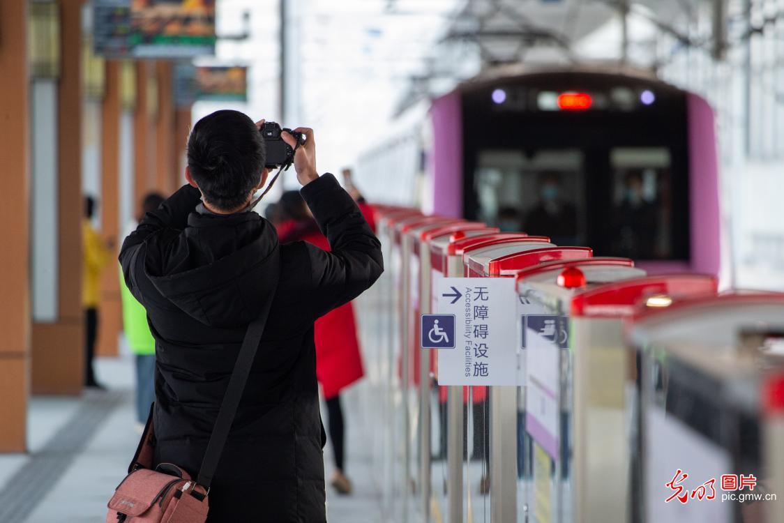 宁句S6最新动态，区域交通新篇章揭秘