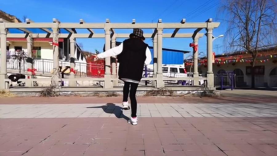 最新鬼步舞教程,自信跃动,舞出绚烂人生!