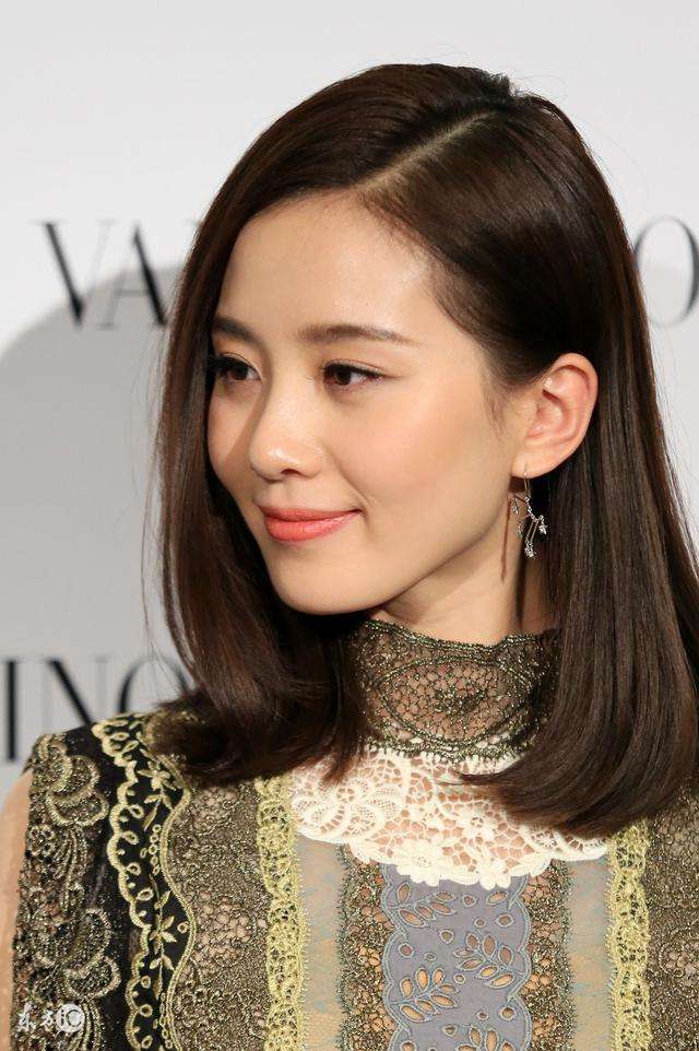 刘诗诗短发新造型，时尚步骤指南