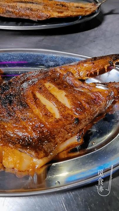 隐藏在巷弄深处的鲽鱼美食探秘,价格及一斤多少钱的揭秘