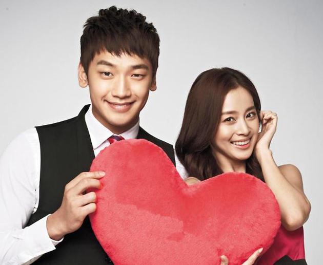 幸福满屋的演员与高科技产品塑造未来生活新风尚