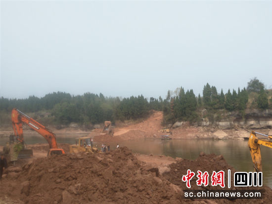 安岳城西水库最新进展及小巷美食探索