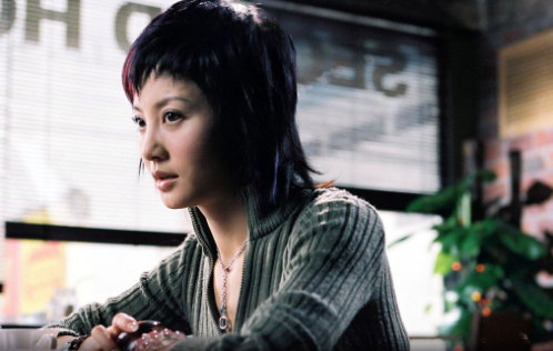 双女任务电影，学习、蜕变与自信的奇妙探险之旅