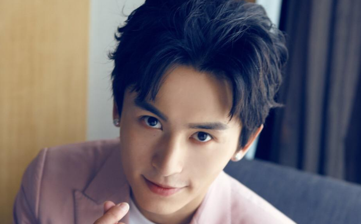 星光璀璨,演员名字与照片一览,自信成就梦想之路