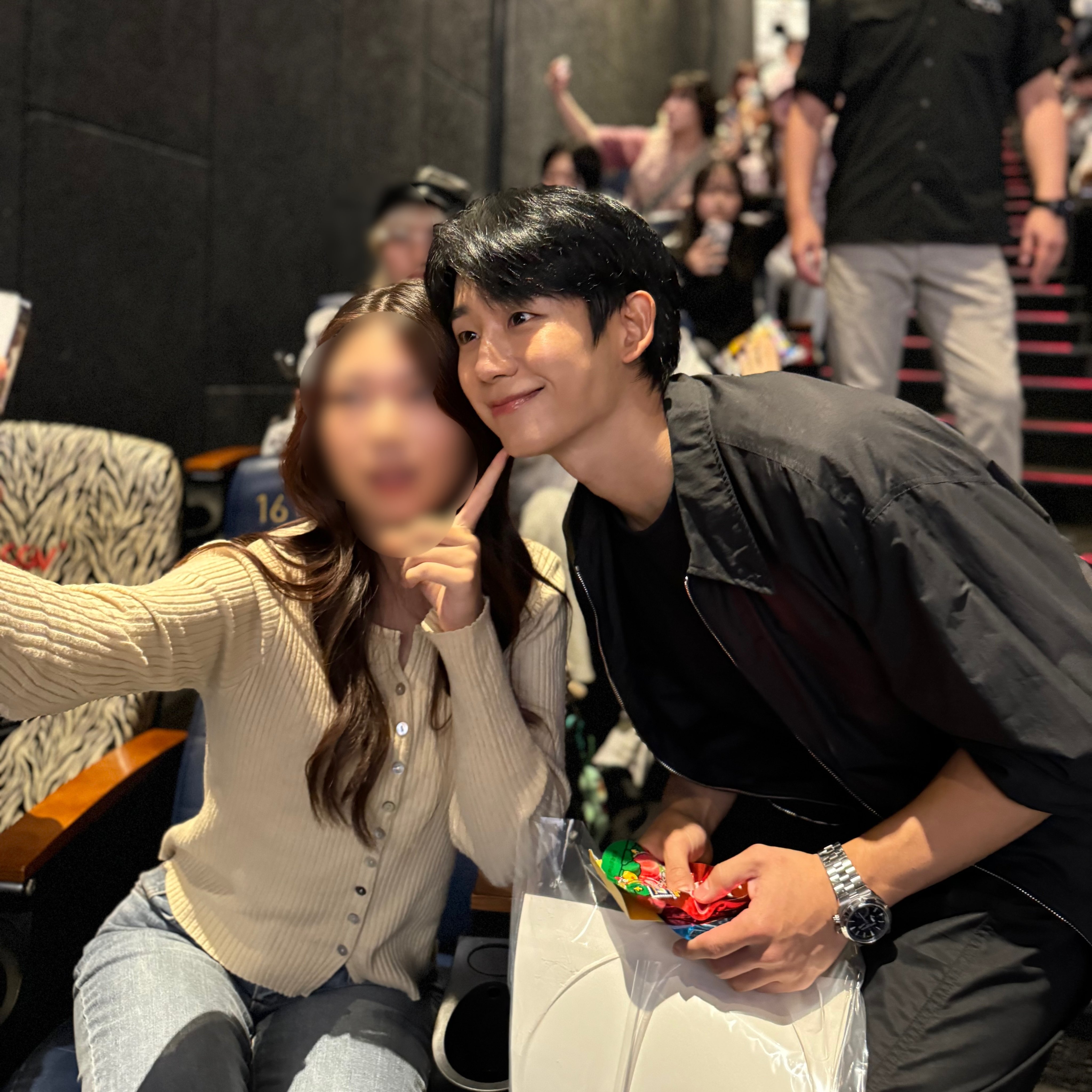 宋海寅新动态，日常趣事与朋友间的温馨纽带展现