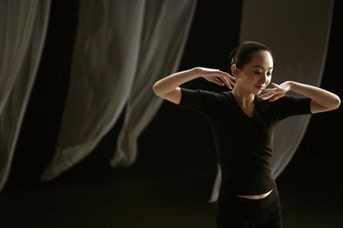 三跳比赛精彩瞬间,跃动青春的作文