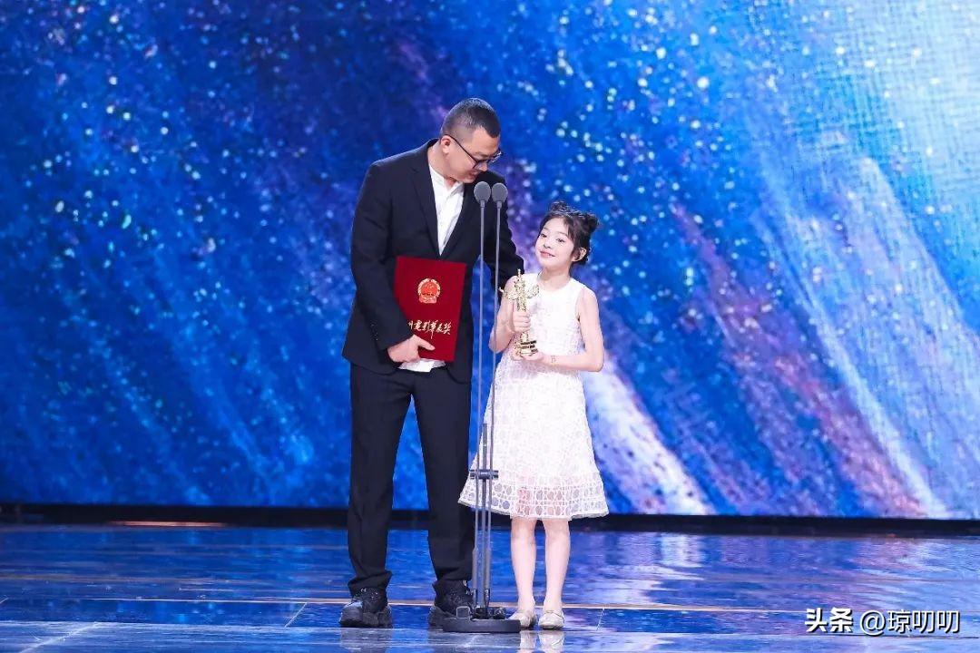 刘烨引领科技潮流,全新高科技产品体验引领风潮