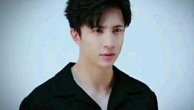 薛之谦,音乐与演技的璀璨融合视频欣赏