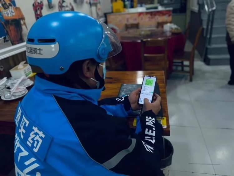 情感对话最新一期深度探讨情感的复杂交织与纠葛