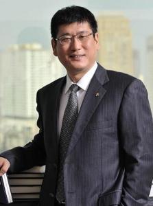 演员曹杰,小巷深处的魅力与美食秘境探索