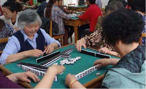 科技重塑麻将体验,最新麻友圈让生活更智能