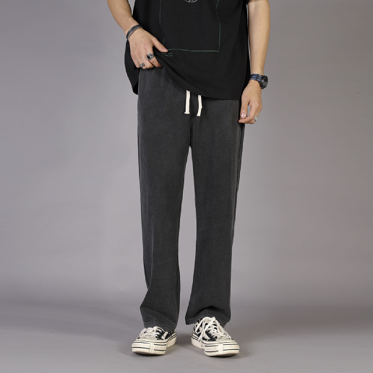 最新款男裤,时尚之旅中的变化、自信与成就感