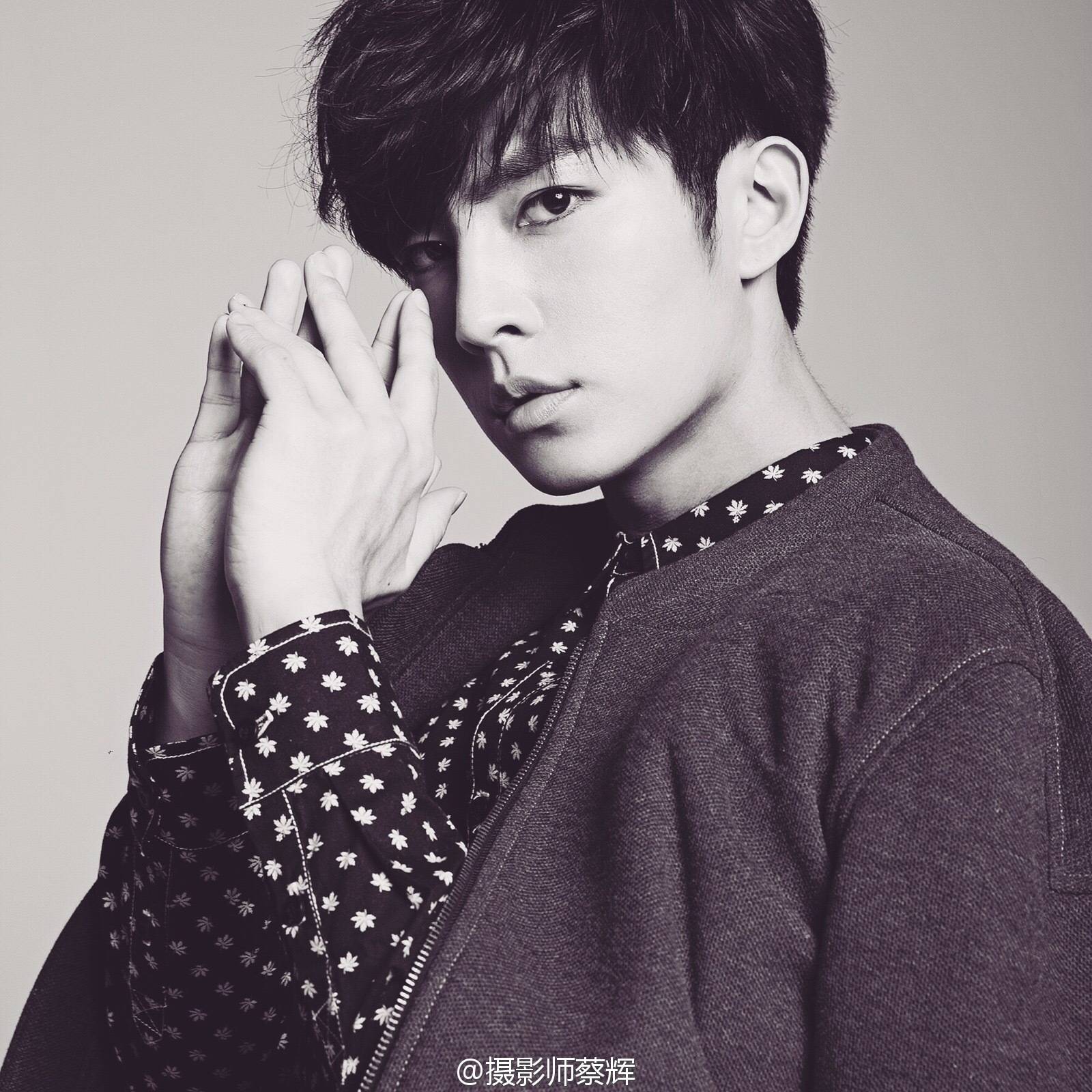 炎亚纶最新动态,引领科技潮流,生活因他焕新彩