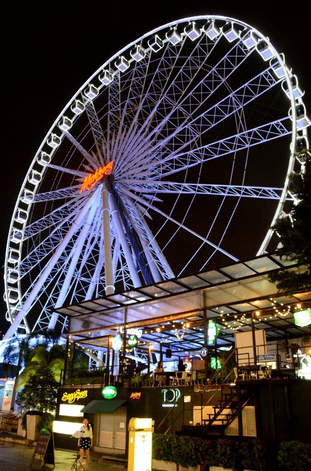 摩天轮社区最新地址发布,科技潮流引领,重塑生活体验新篇章!