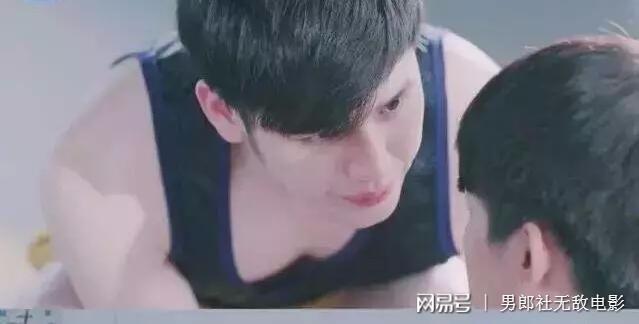 重磅推出,最新Gay科技大片,革新体验,点燃生活潮流!