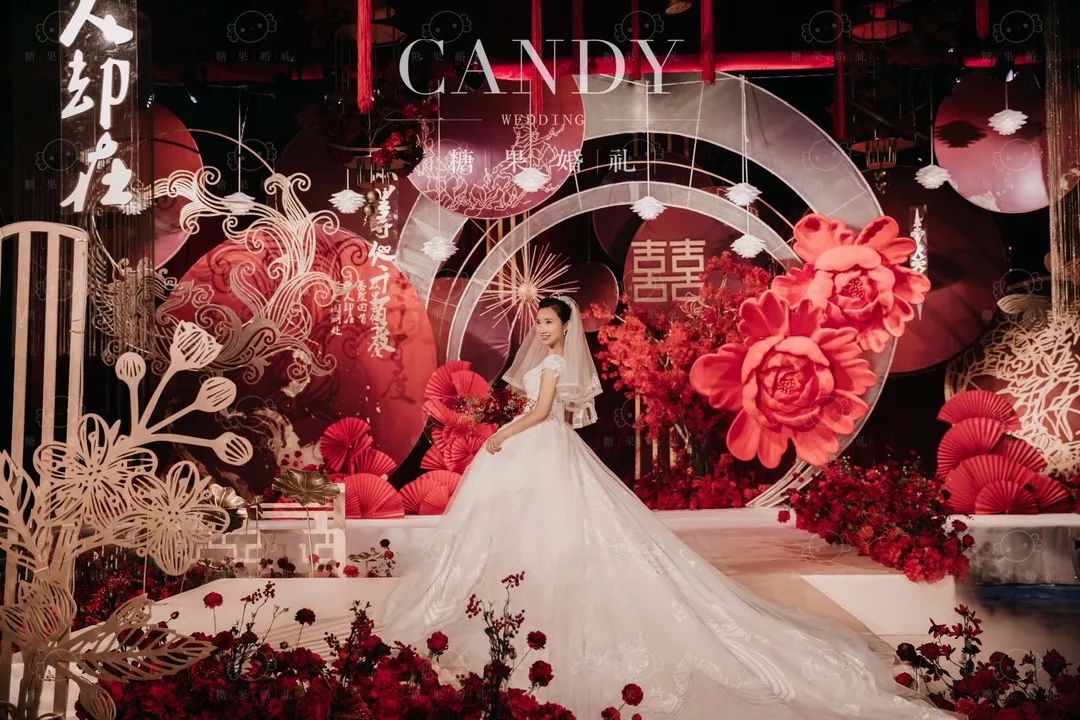 梦幻与个性完美结合,最新婚礼图片大赏✨