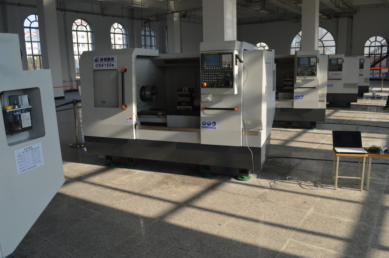 最新数控机床，技术革新先锋，工业时代明珠的璀璨展现