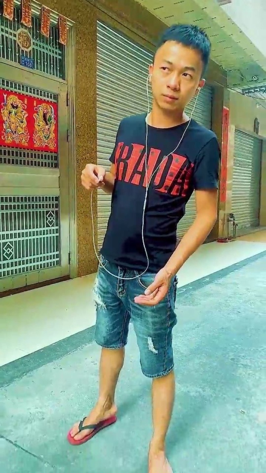 拖鞋哥全新指南,轻松完成任务的步骤与掌握新技能的技巧