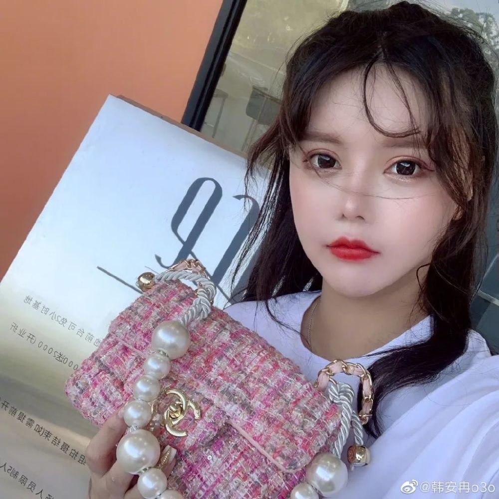 快手女性新势力揭秘，聚焦热门话题，解读快手最新热门她时代