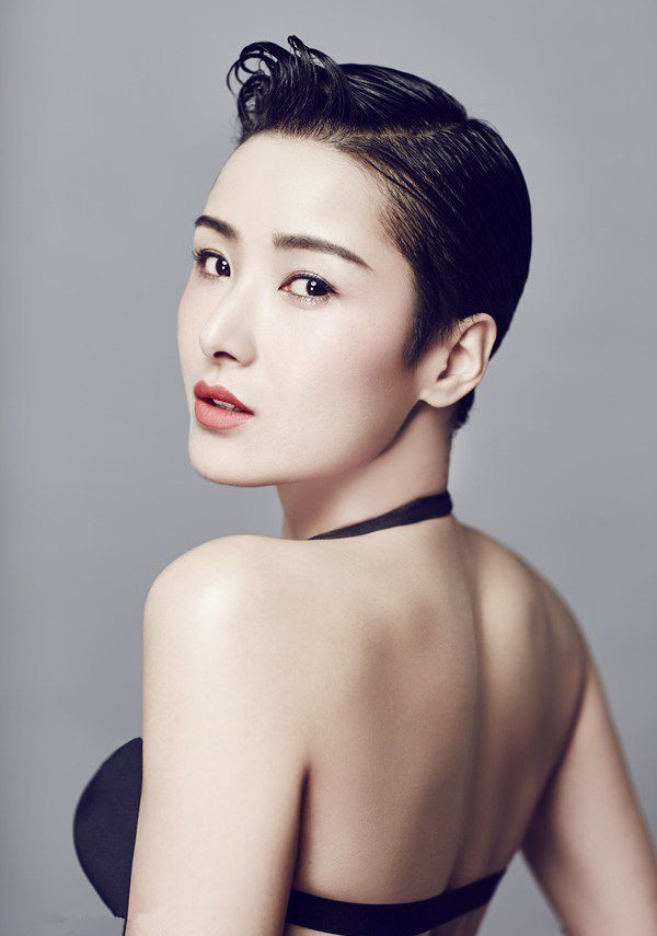 黄曼分享最新微博,科技新纪元下的未来生活展望