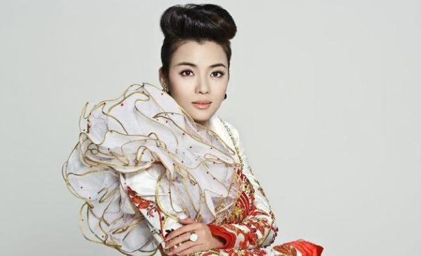 歌唱演员陈思思，音乐之路的闪耀之星