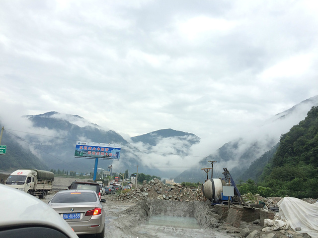 雅安至康定路况纪实，时代变迁下的道路发展与时代步伐同步前行